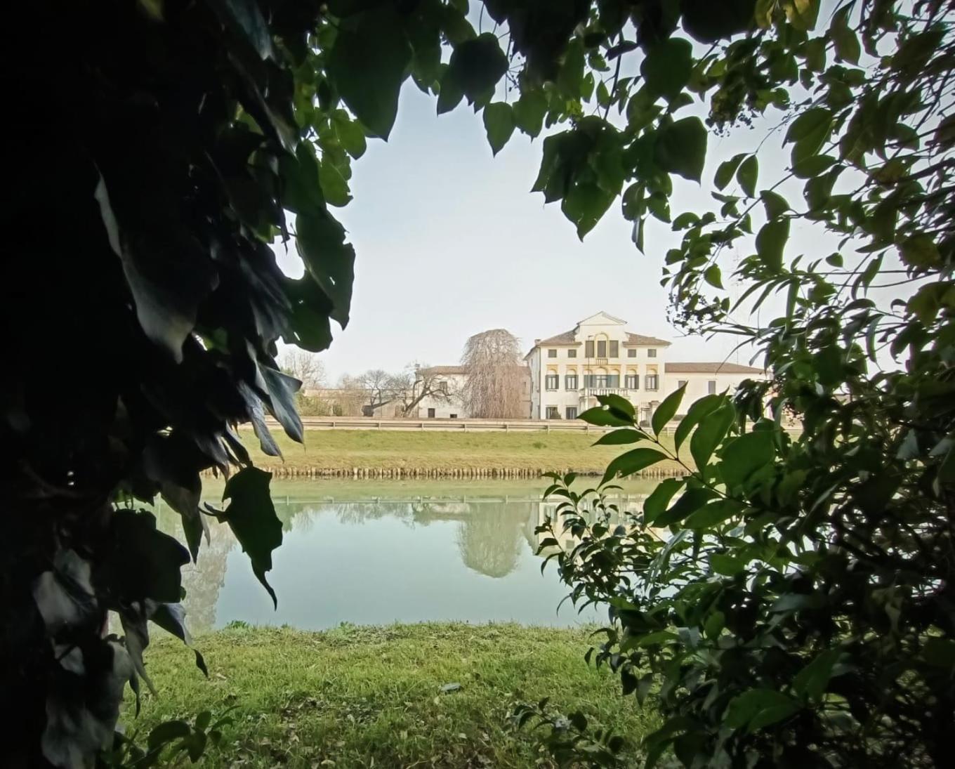 Villa Nadia โตโล ภายนอก รูปภาพ